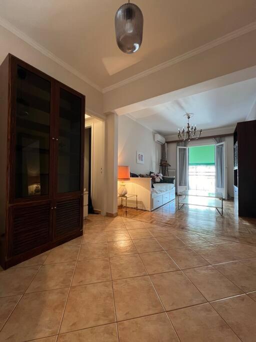 4Th Floor Cosy Apartment In Metaxourgeio Athens Exterior photo